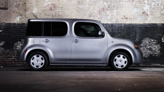 Dead: Nissan Cube